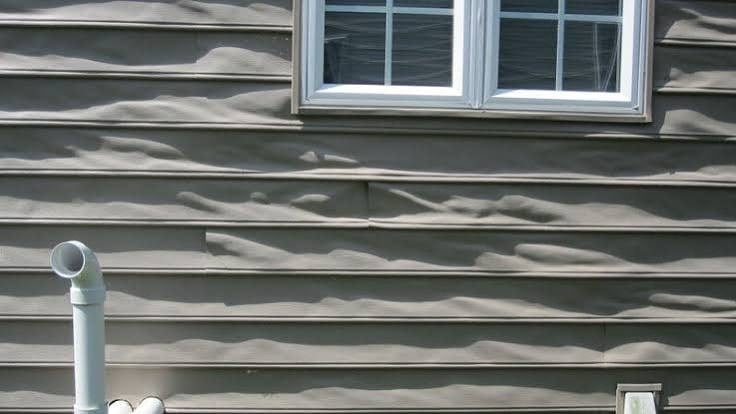 What Cheap Vinyl Siding Looks Like Five Years Later | Suburban Wholesale & Supply